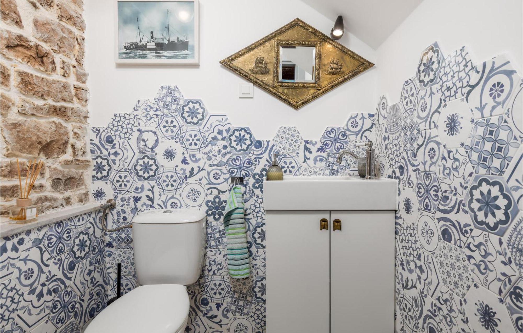 Amazing Home In Foli With Kitchen Eksteriør billede