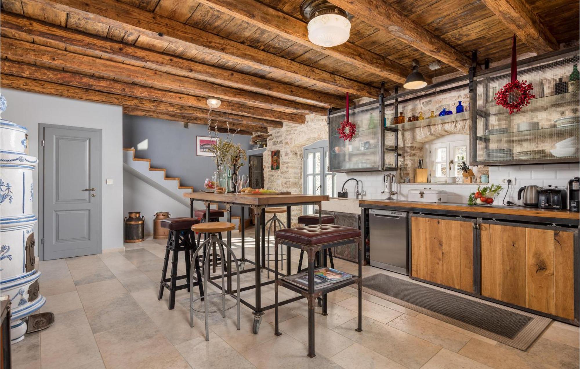 Amazing Home In Foli With Kitchen Eksteriør billede